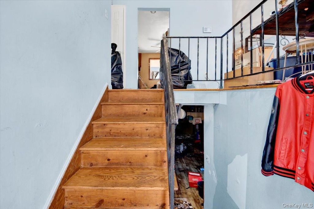 Photo of 31 Allison Avenue, Newburgh, NY 12550 (MLS # 947835)