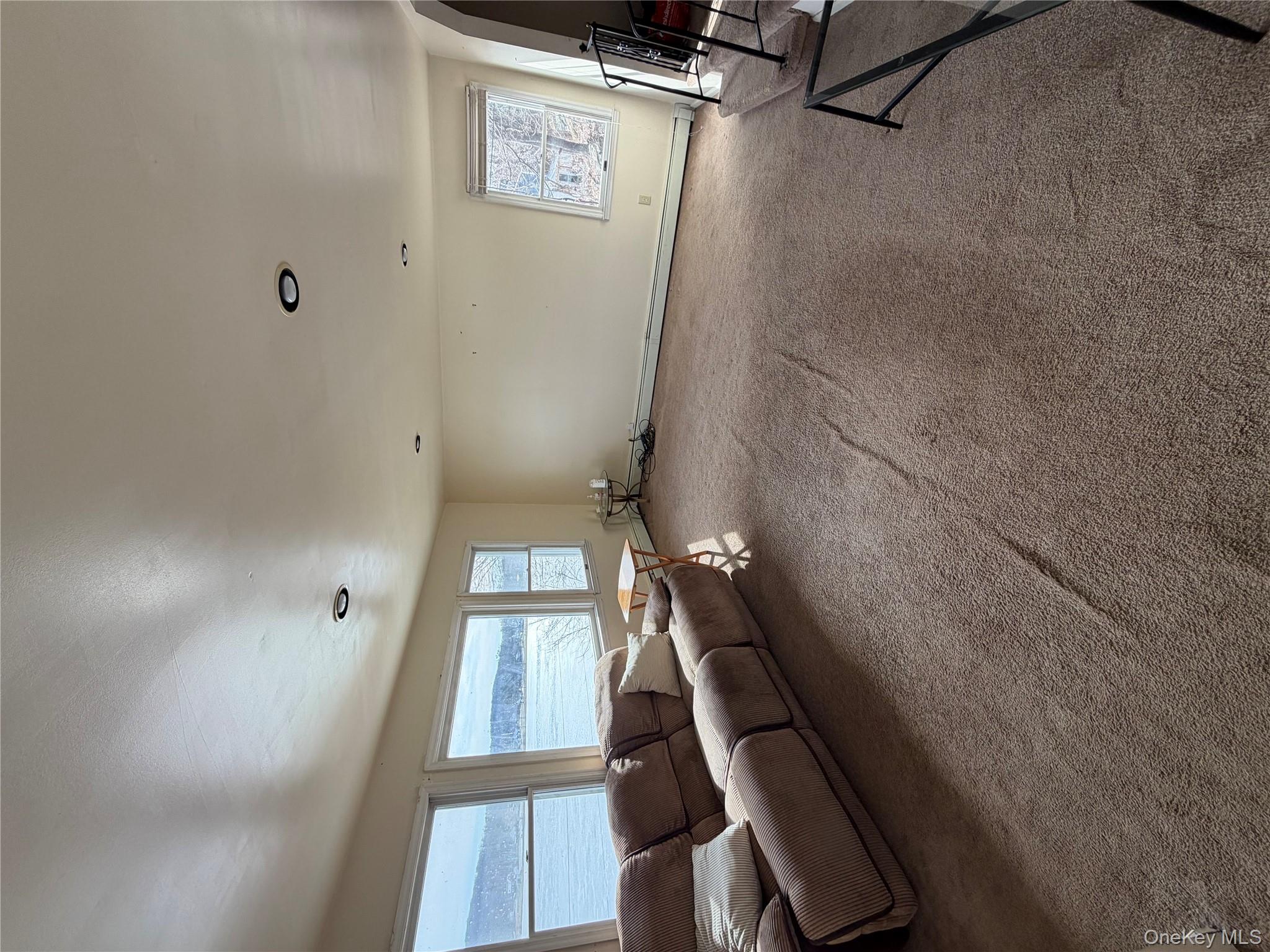 165 W Lakeshore Drive