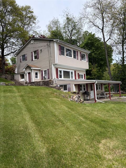 Homes For Sale - 165 W Lakeshore Drive<br/> Putnam County, Carmel, NY 10512