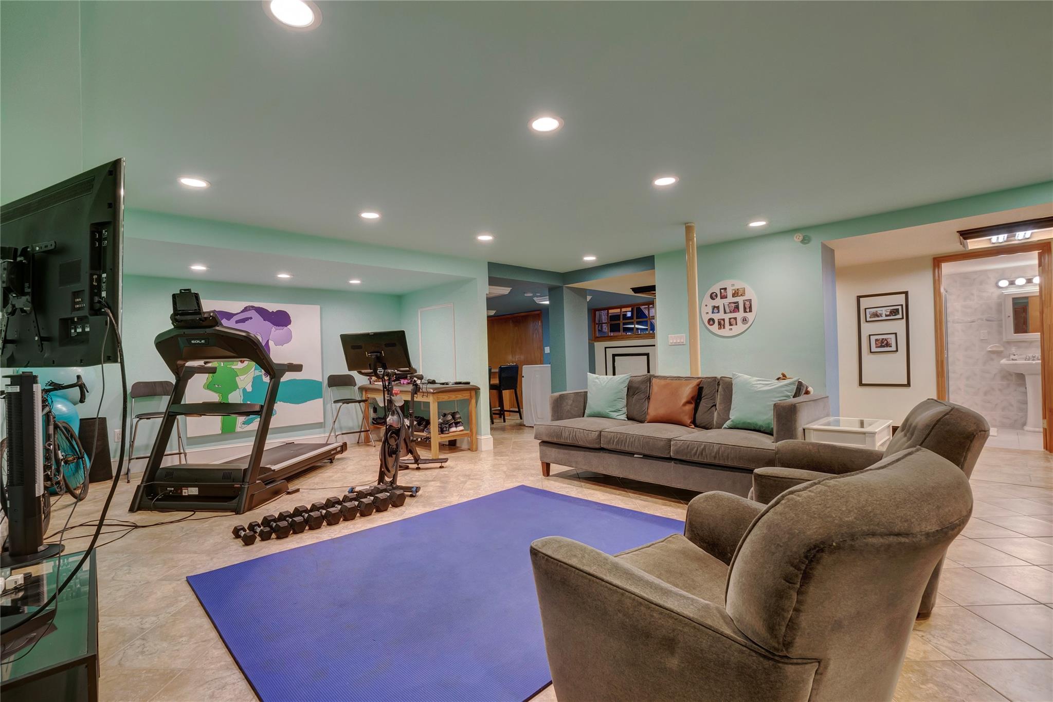 258 Beach 139 Street, Belle Harbor, New York image 30
