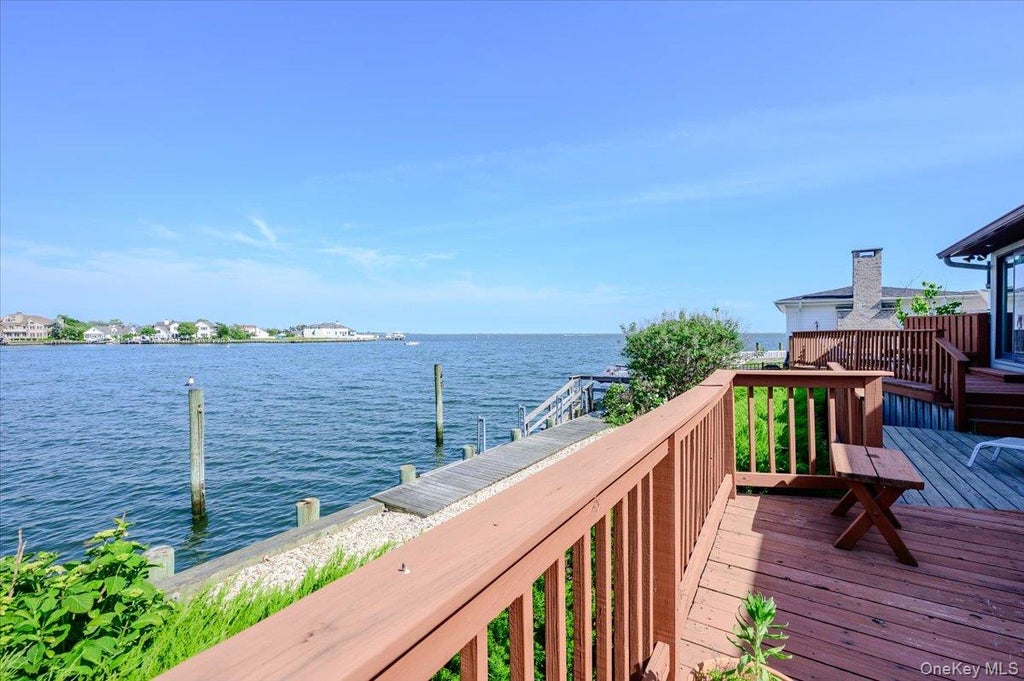 Photo of 248 Harbor Lane, Massapequa Park, NY 11762 (MLS # 1012801)