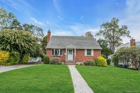 4 Timber Road Glen Cove NY 11542