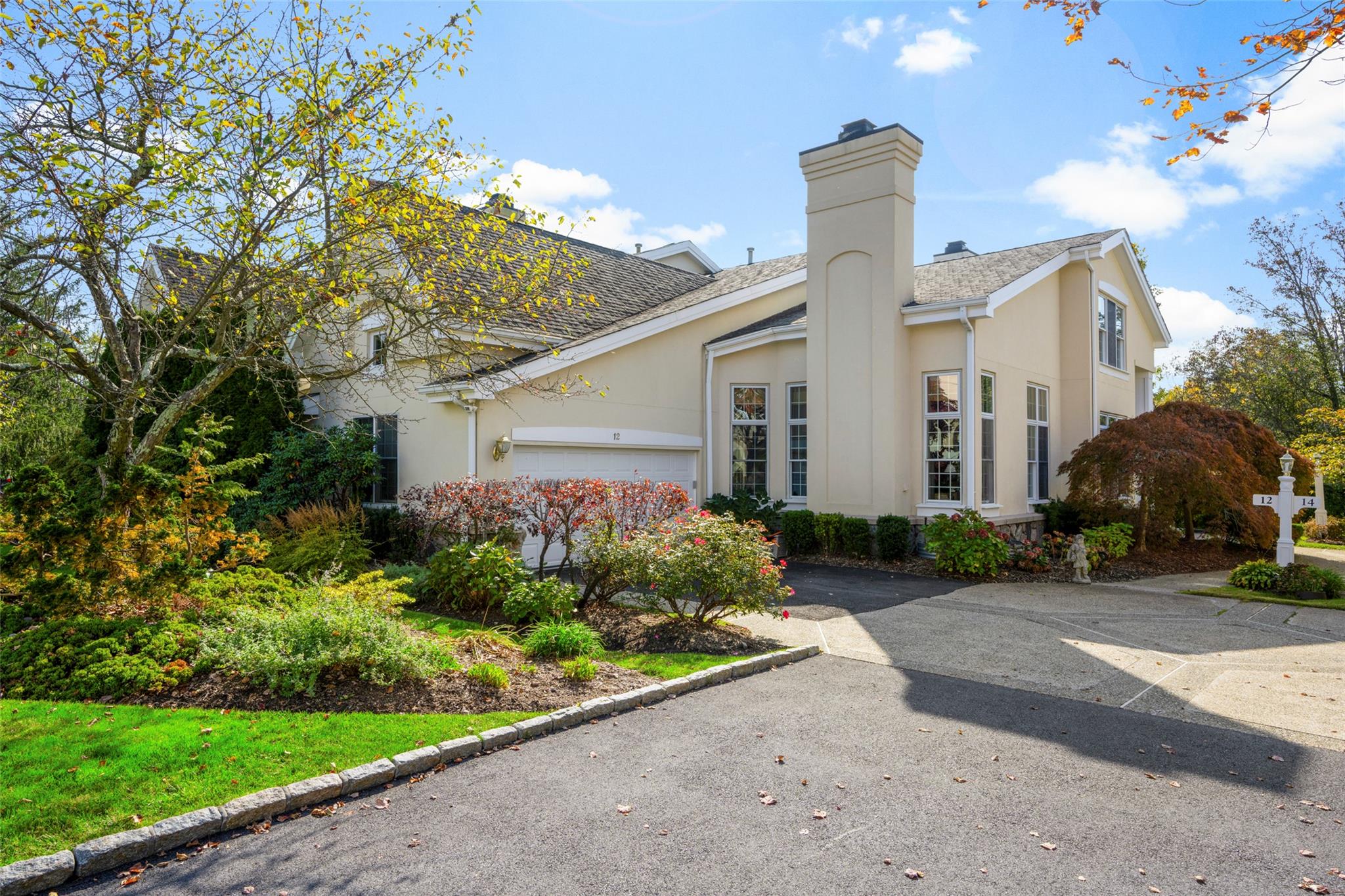 12 Doral Greens Drive, Rye Brook, New York image 1