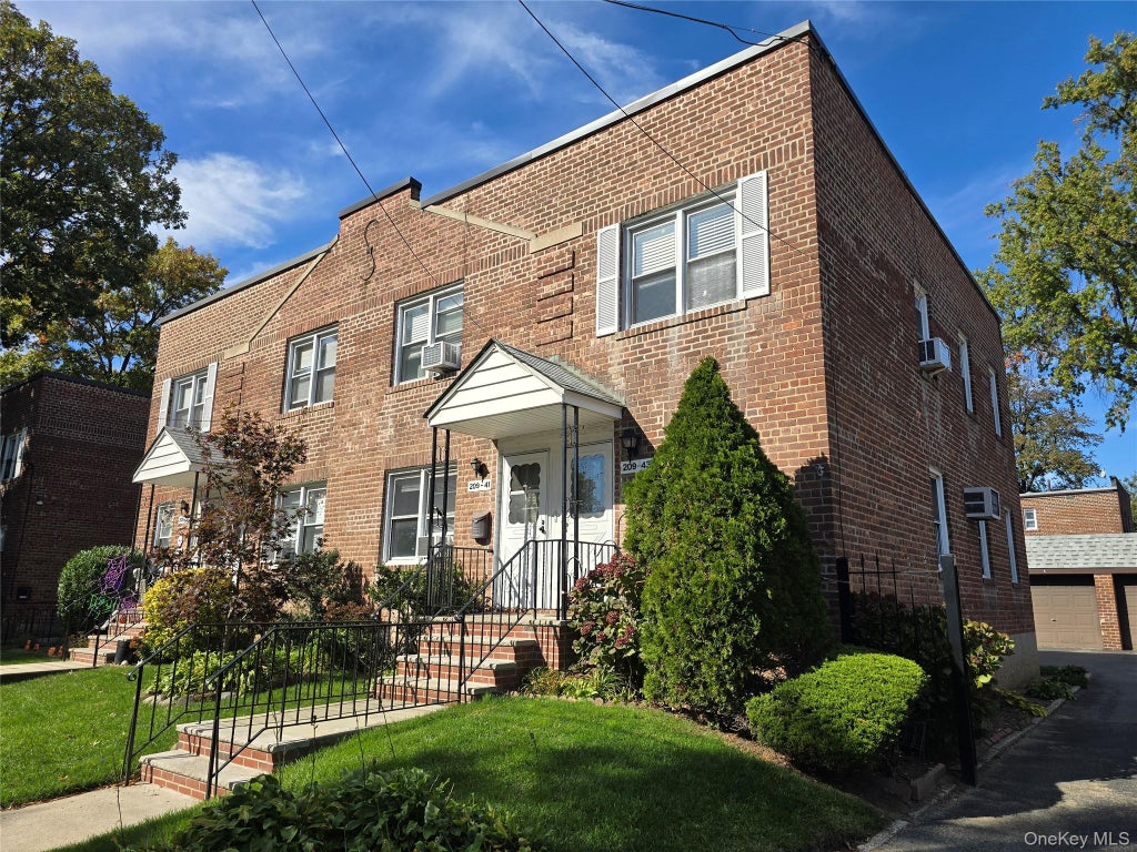 Photo of 209-43 35 Avenue #1A, Bayside, NY 11361 (MLS # 1067600)