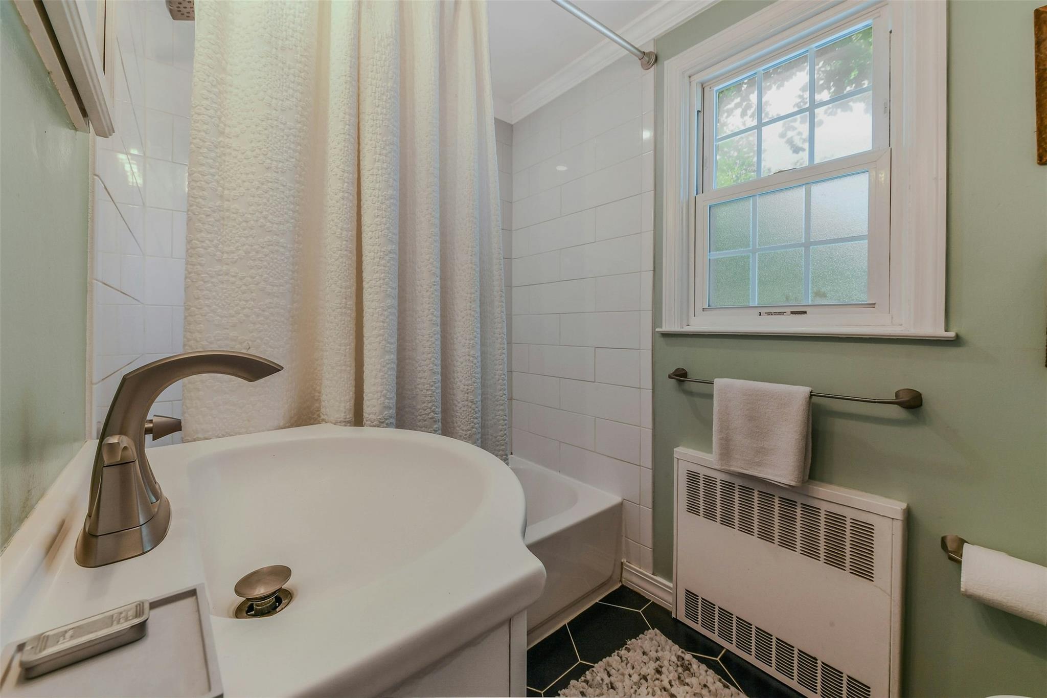 935 Harrison Drive, Centerport, New York image 19