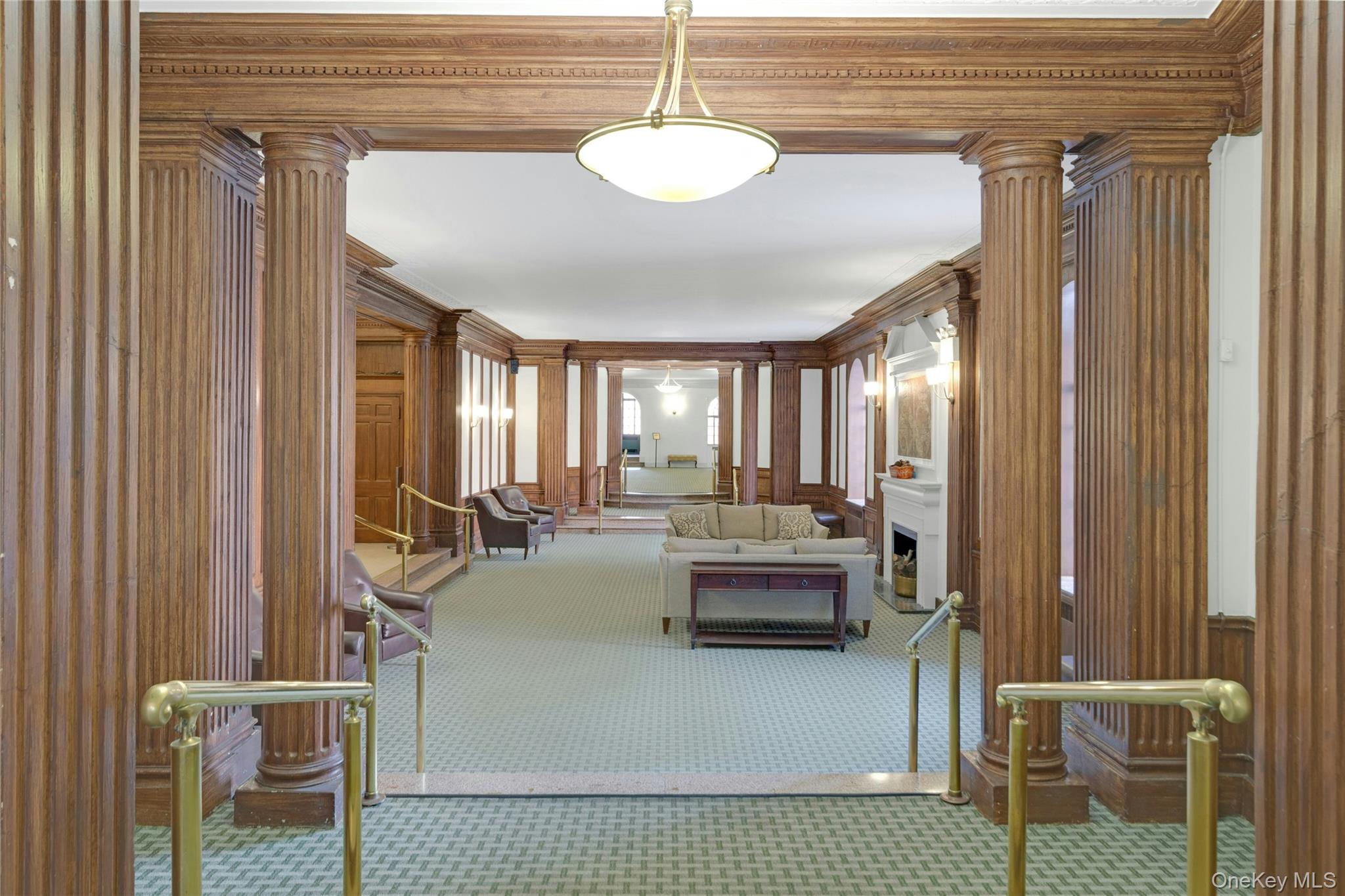 8451 Beverly Road 1A 10 1U 2U 4N