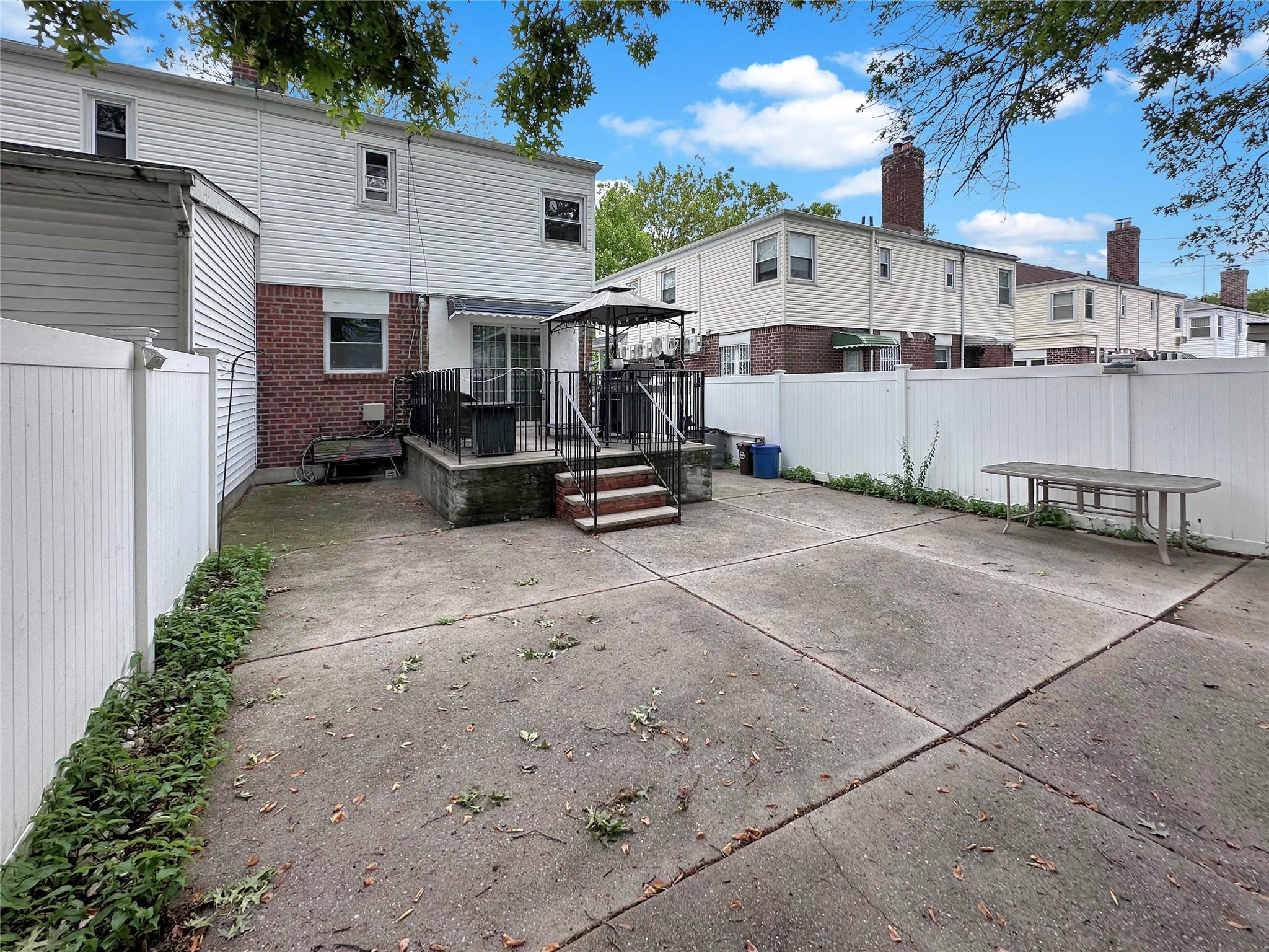 5323 206th Street, Oakland Gardens, New York image 17