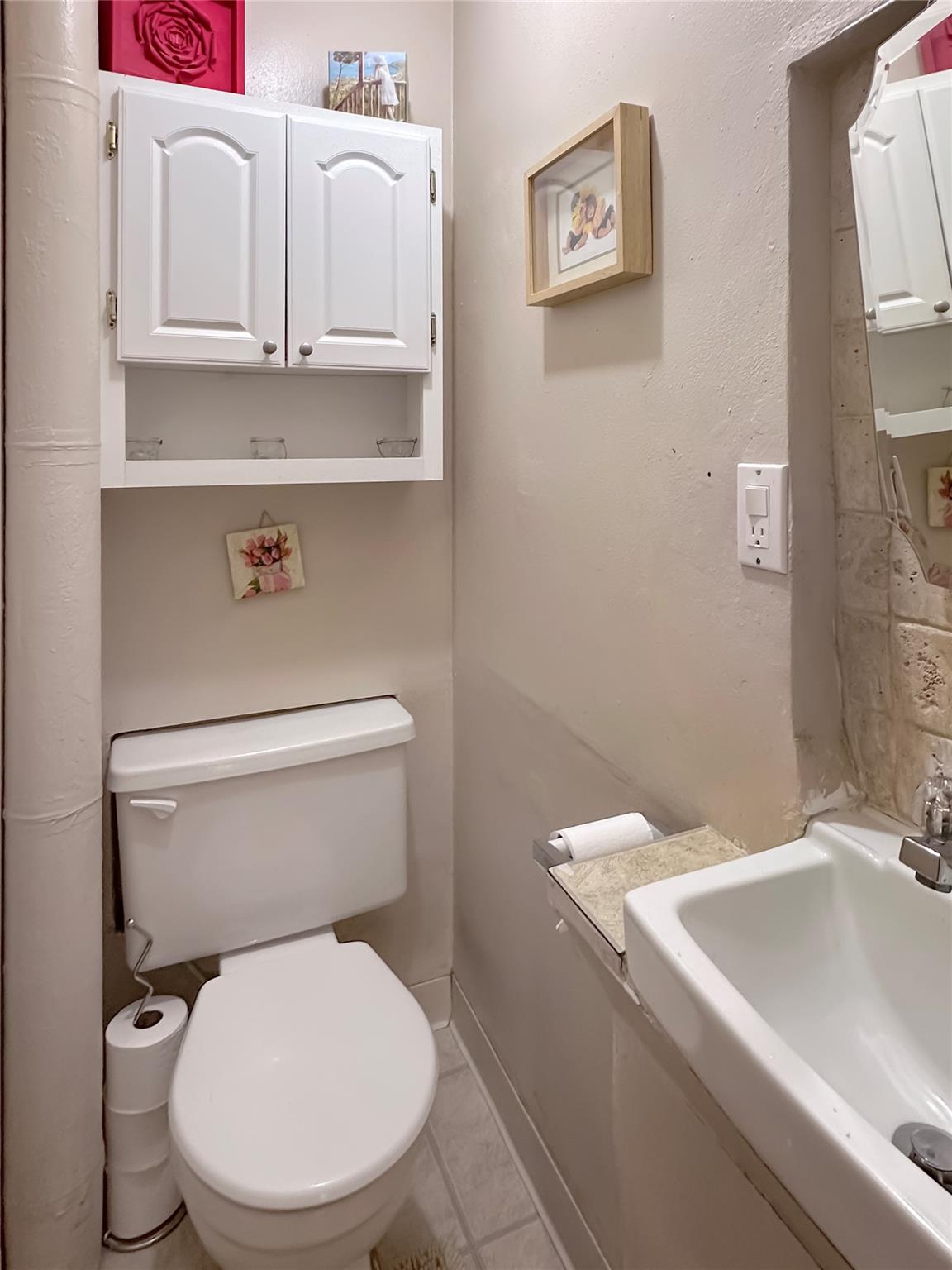 5323 206th Street, Oakland Gardens, New York image 7