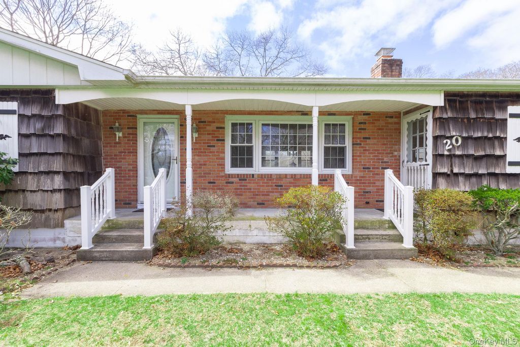 Photo of 20 Mill Pond Lane, East Moriches, NY 11940 (MLS # 984443)