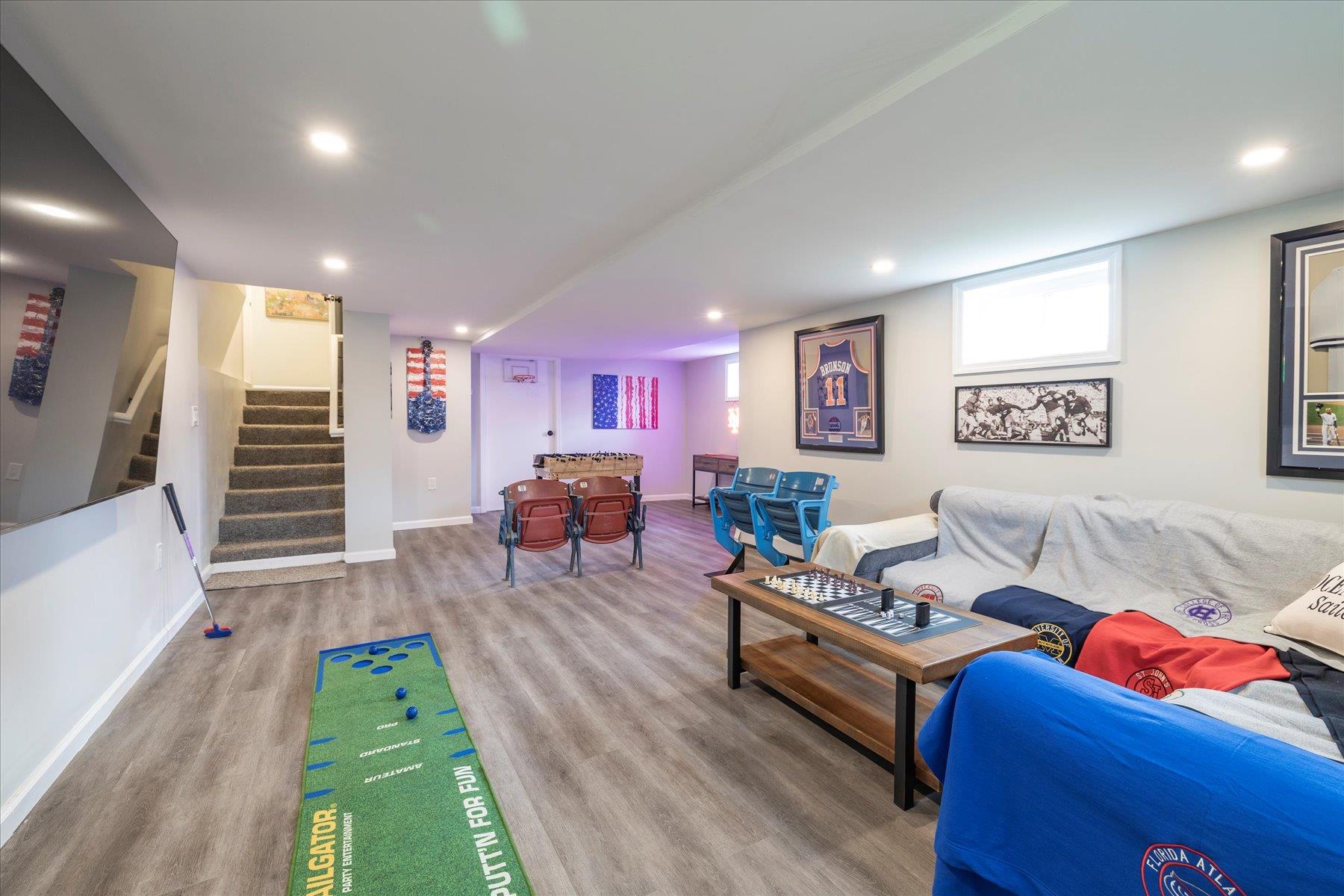 322 Dennis Street, Oceanside, New York image 33