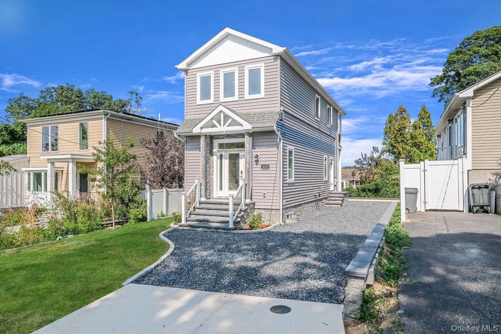 Photo of 119 Whittier Drive, Kings Park, NY 11754 (MLS # 875321)