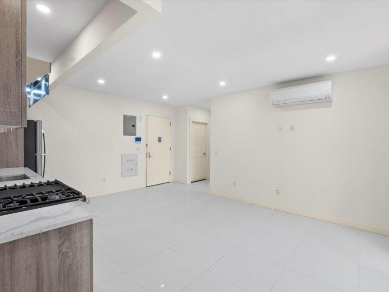 124-28 Queens Blvd. 11A