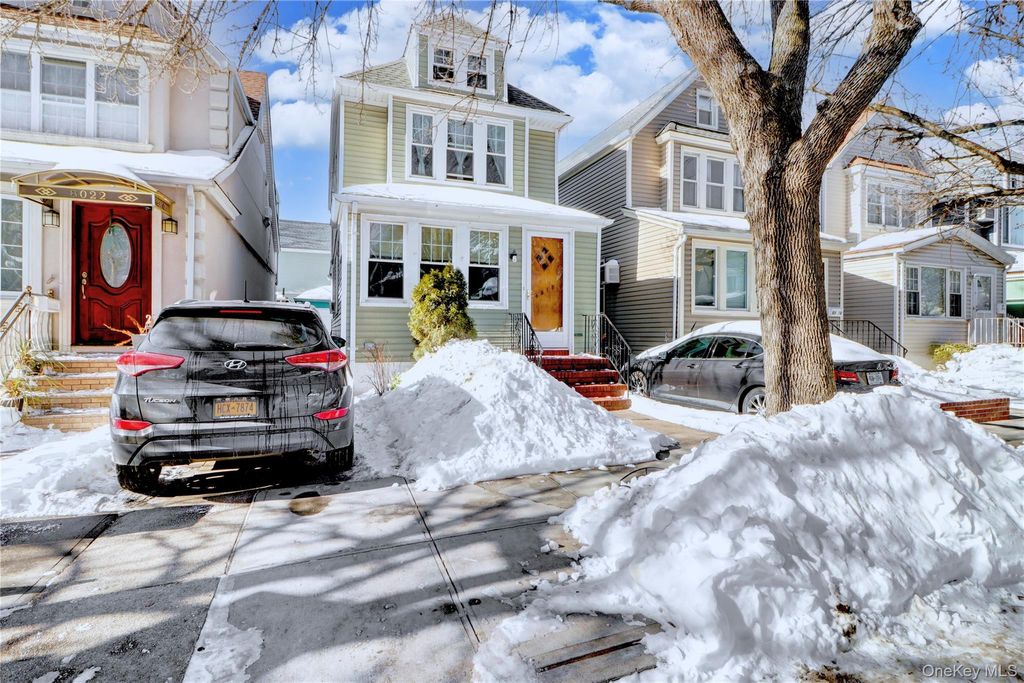 Photo of 8018 64th Lane, Glendale, NY 11385 (MLS # 963978)