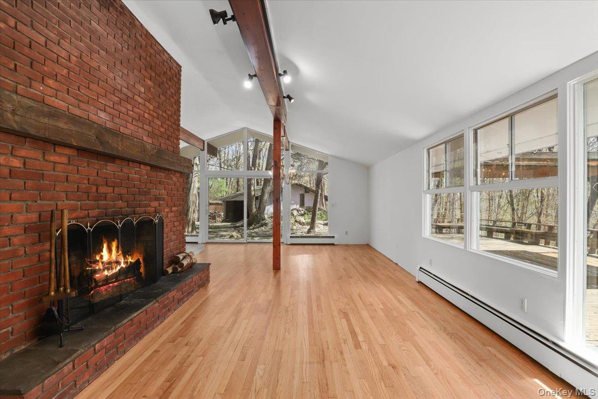 9 E Cradle Rock Road