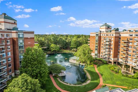 Condo For Sale - 111 Cherry Vallley Avenue #408W<br/> Garden City, NY 11530