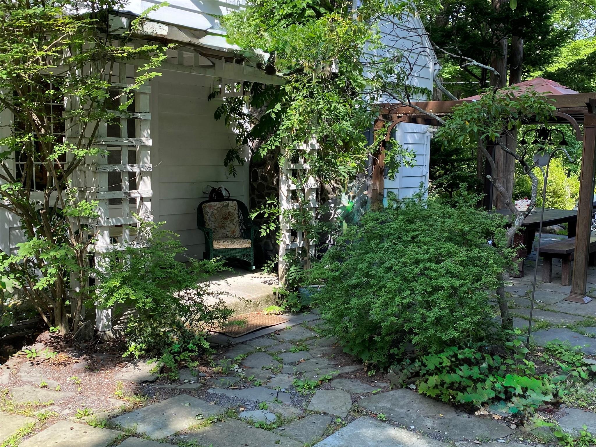 18 Maple Lane, Woodstock, New York image 39