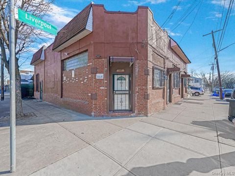 Photo of 10601 Liverpool Street, Jamaica South, NY 11435 (MLS # 947435)