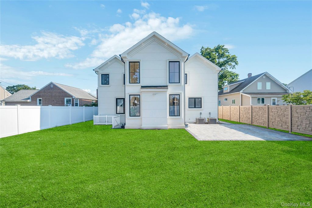 Photo of 2497 Tonquin Street, East Meadow, NY 11554 (MLS # 901789)