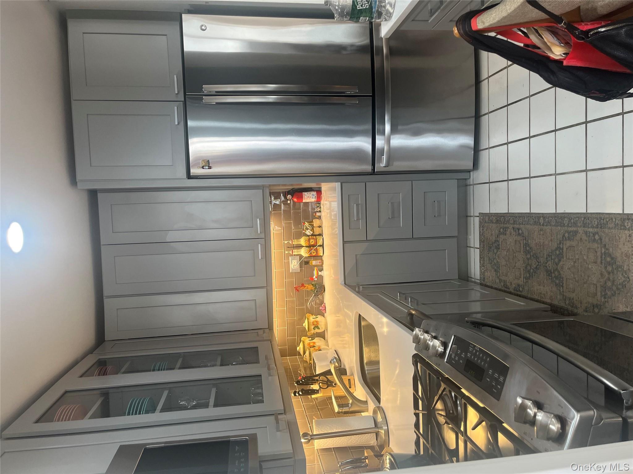 35 N Chatsworth Avenue 2Q