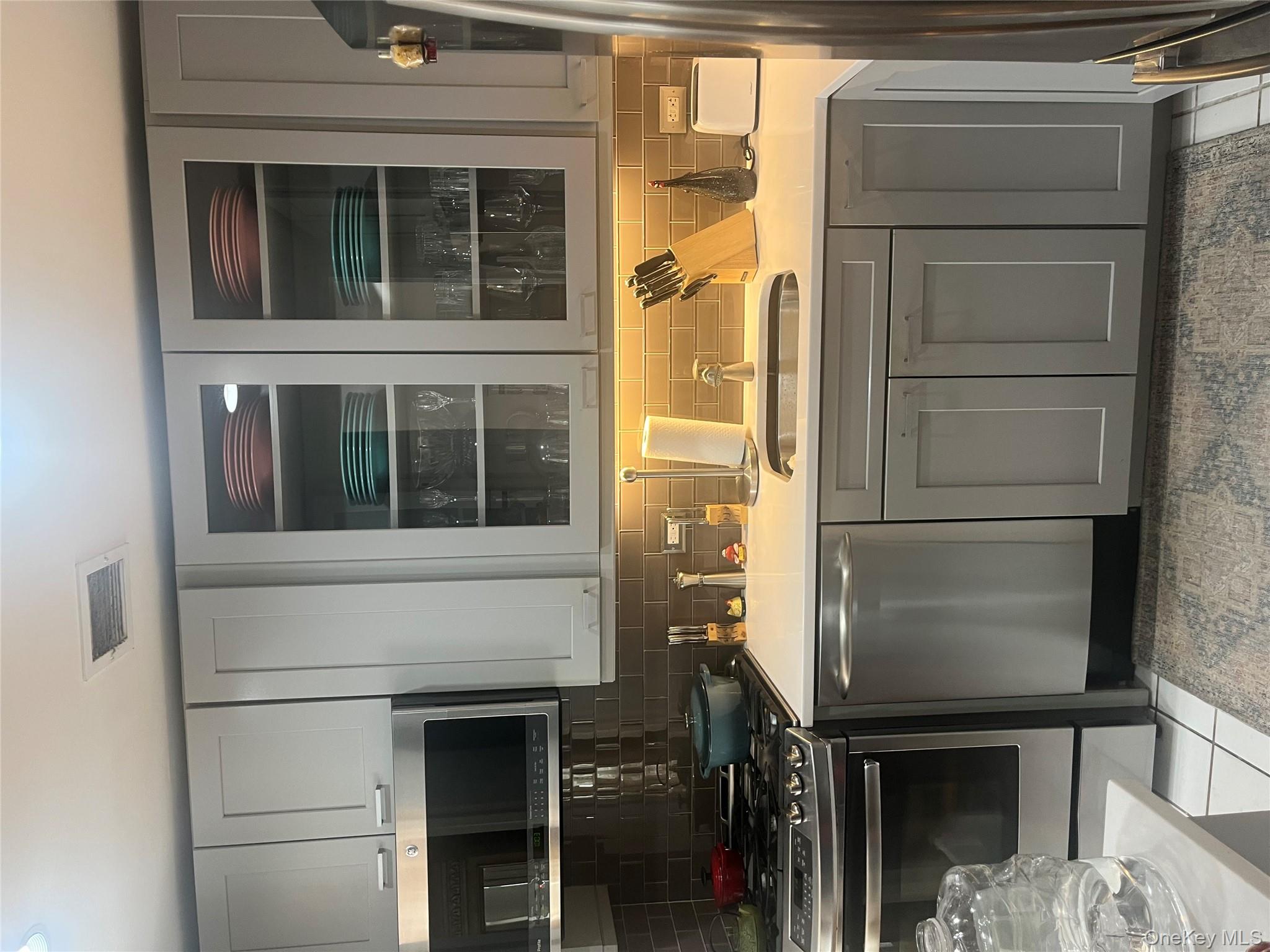 35 N Chatsworth Avenue 2Q