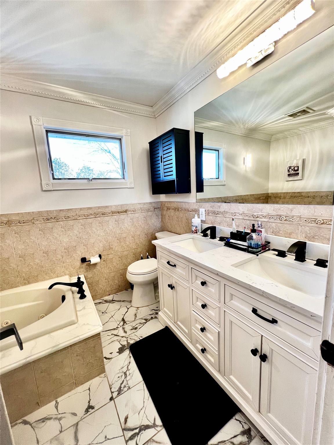 89 Western Avenue, Deer Park, New York image 10