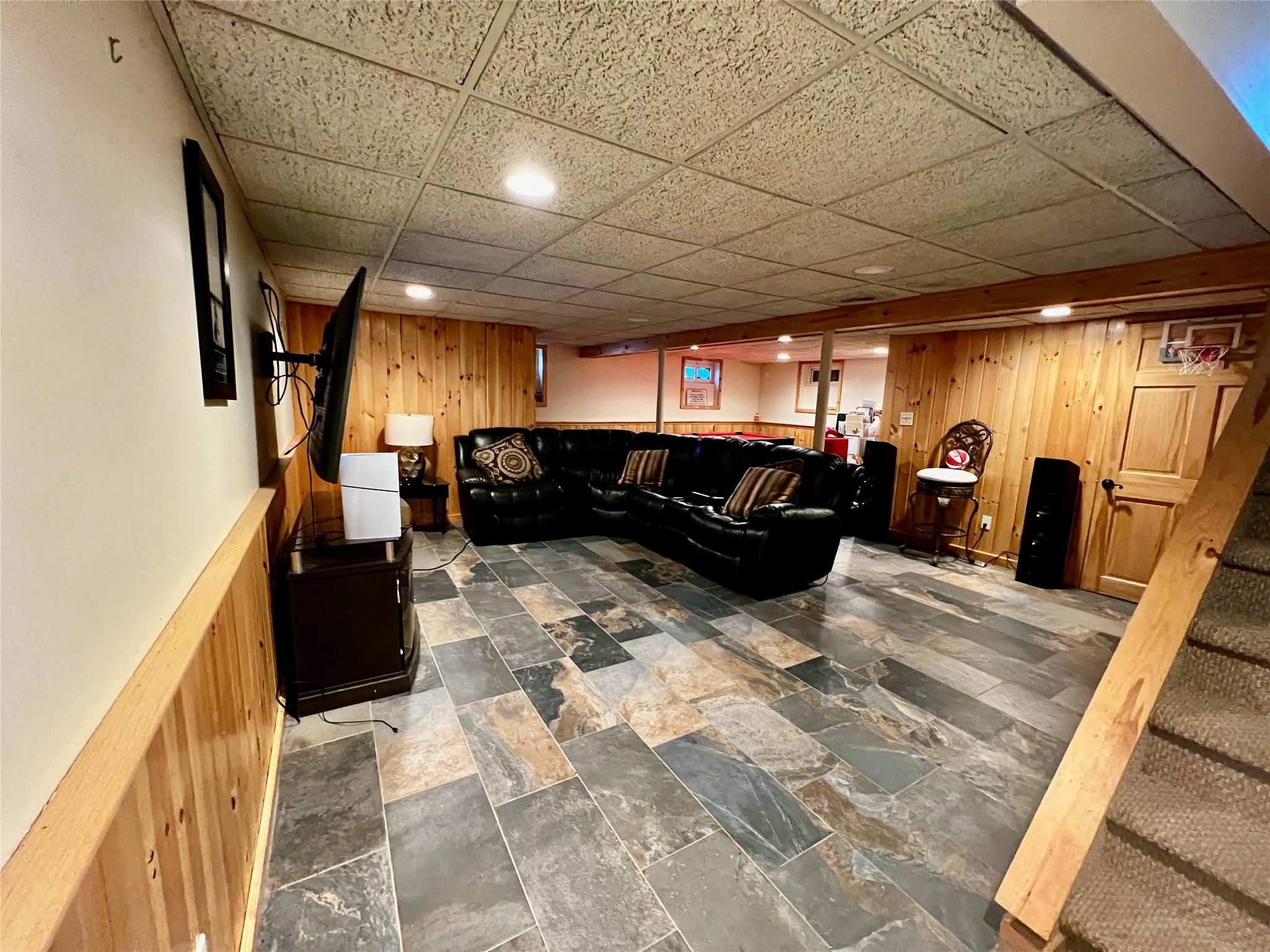89 Western Avenue, Deer Park, New York image 19