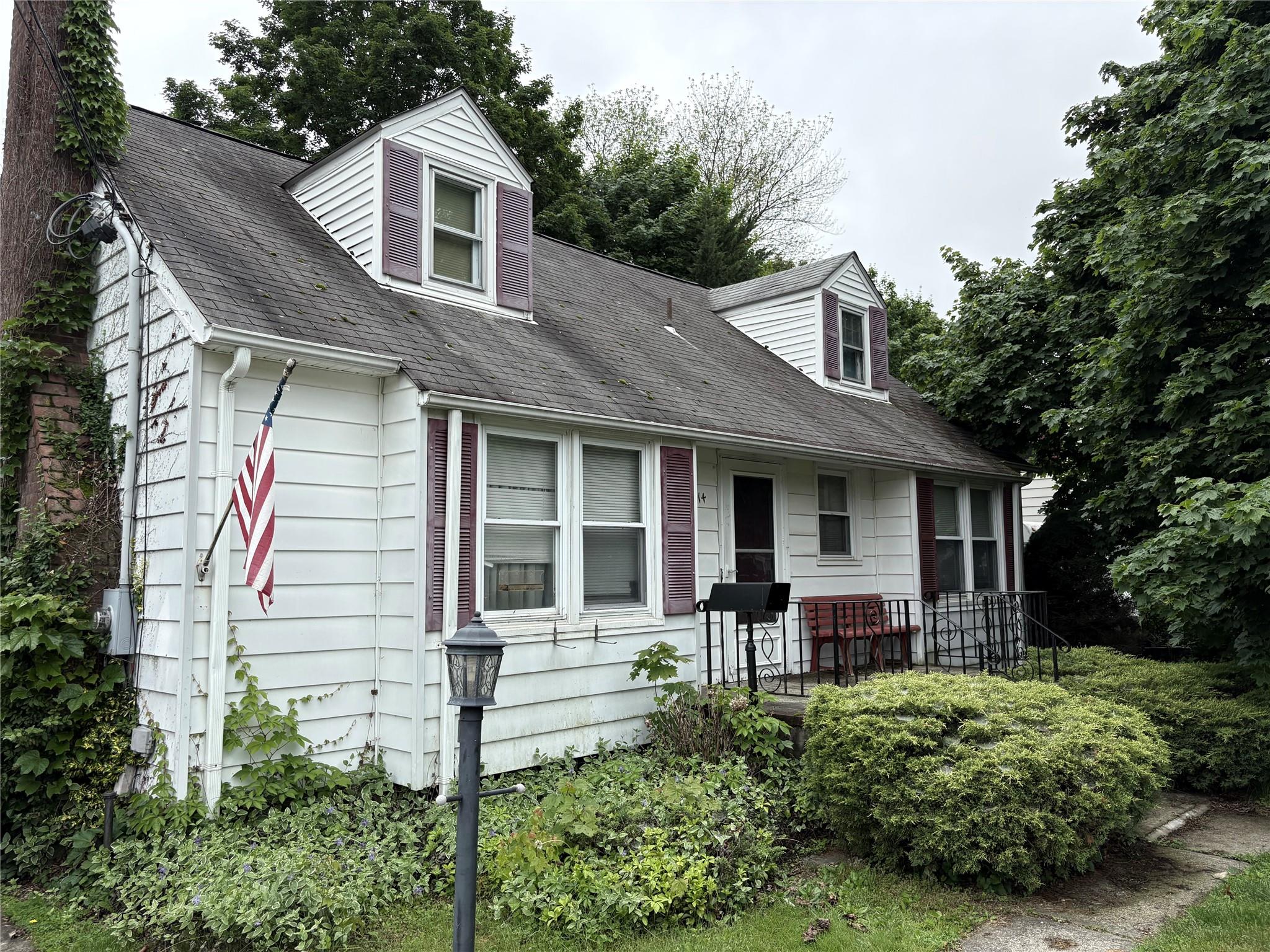 14 Rogers Place, Hyde Park, New York image 1