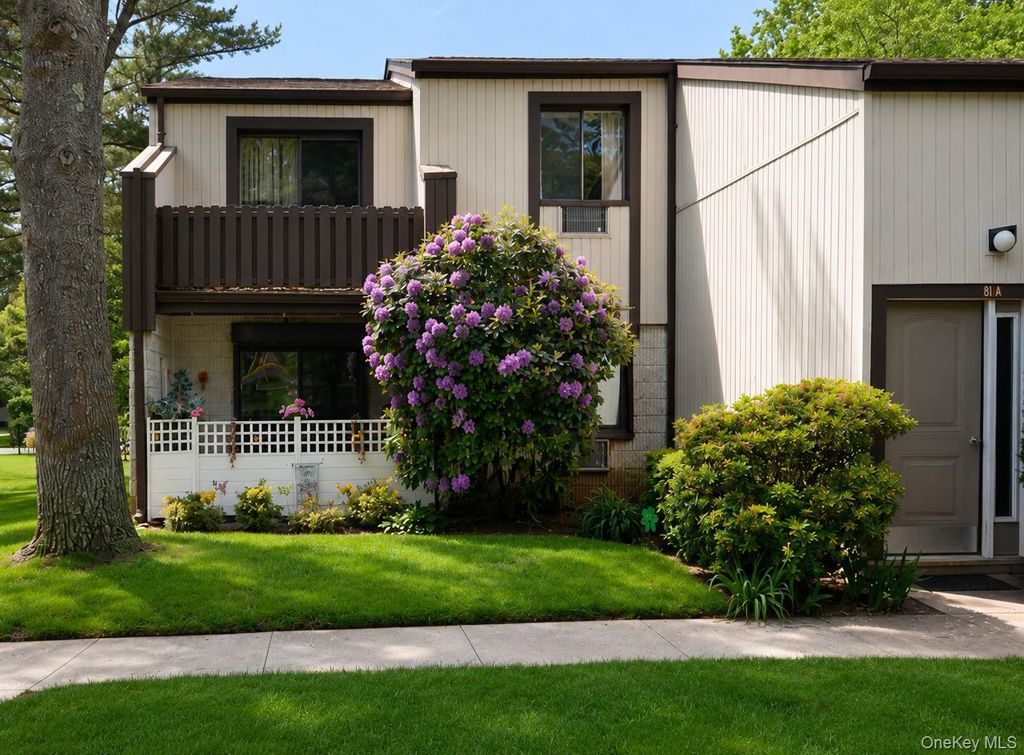 Photo of 81 Richmond Boulevard #1A, Ronkonkoma, NY 11779 (MLS # 1003866)
