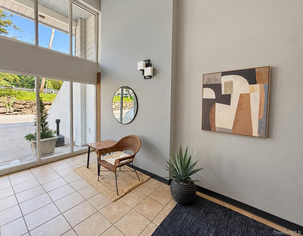 Photo of 1035 E Boston Post Road #2-10, Mamaroneck, NY 10543 (MLS # 1063530)