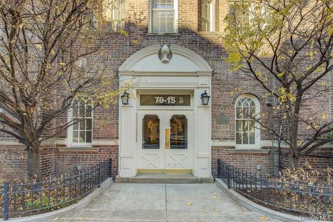 Photo of 7915 35th Avenue #5A, Jackson Heights, NY 11372 (MLS # 968579)