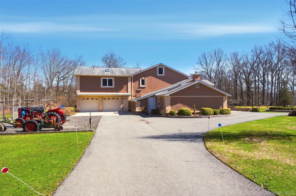 Photo of 801 Albany Post Rd Rd, Gardiner, NY 12528 (MLS # 977502)