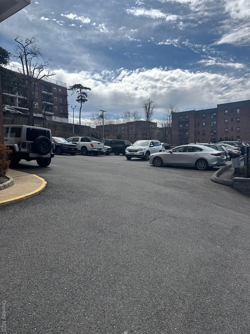 Photo of 300 North Broadway #2MN, Yonkers, NY 10701 (MLS # 978096)