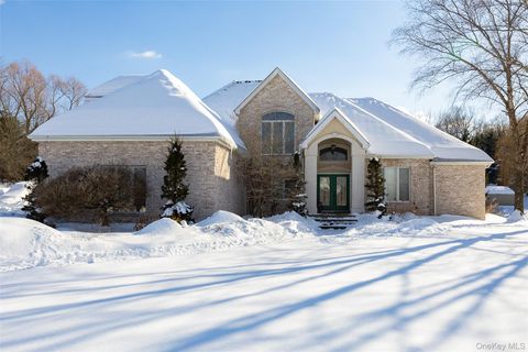 59 Wintergreen Place Hopewell Junction NY 12533