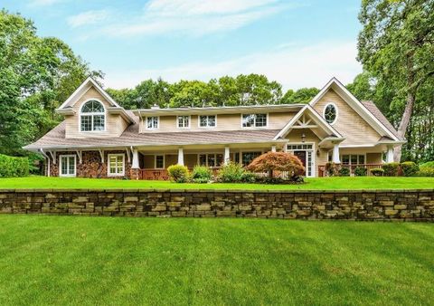 8 Ponderosa Drive Melville NY 11747