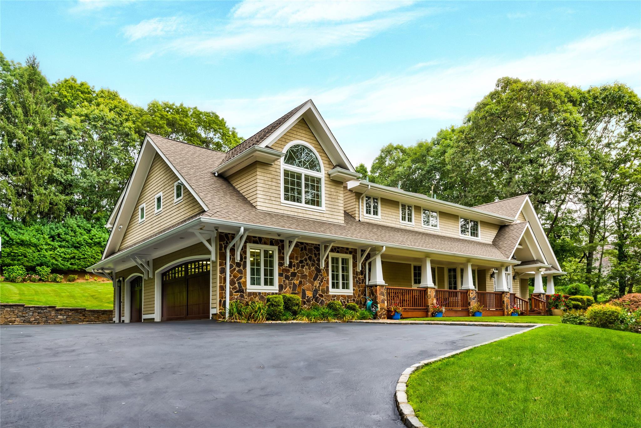 8 Ponderosa Drive