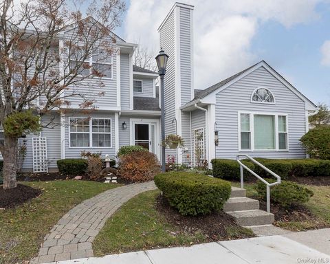 Photo of 2 Spruce Street, Pawling, NY 12564 (MLS # 931295)