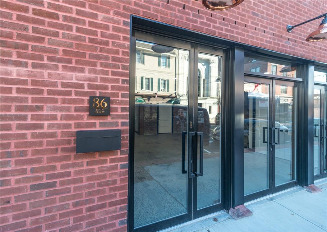 86 Main Street