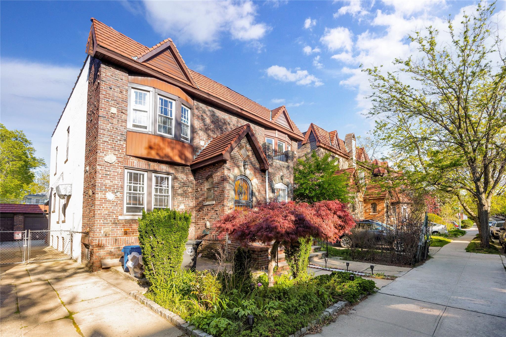 Property for Sale at 215th Place, Bayside, Queens, NY - Bedrooms: 3 
Bathrooms: 2 
Rooms: 8  - $1,188,000