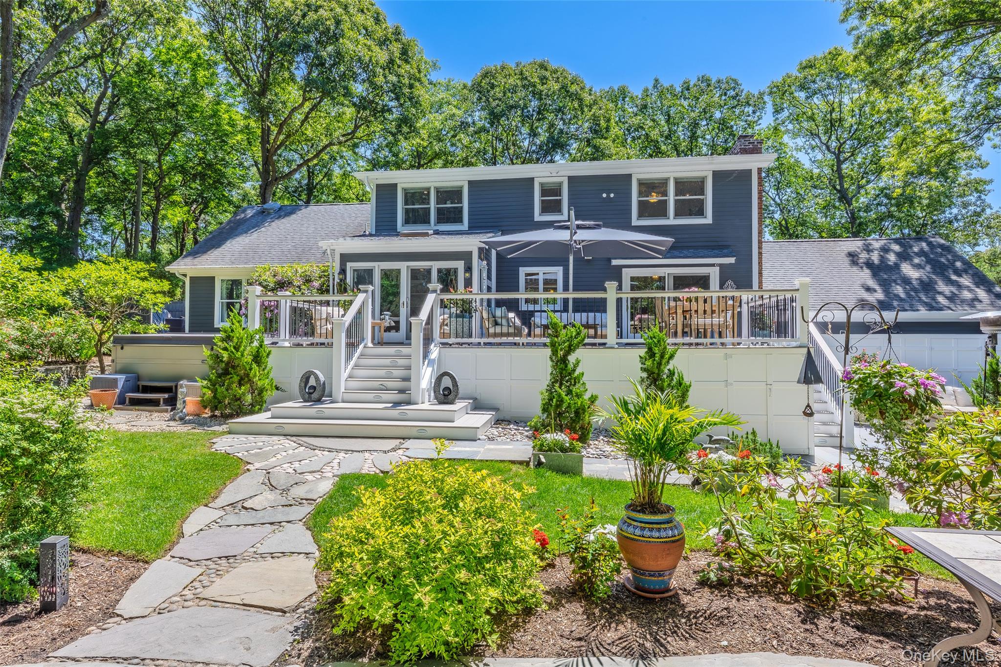 14 Locust Avenue