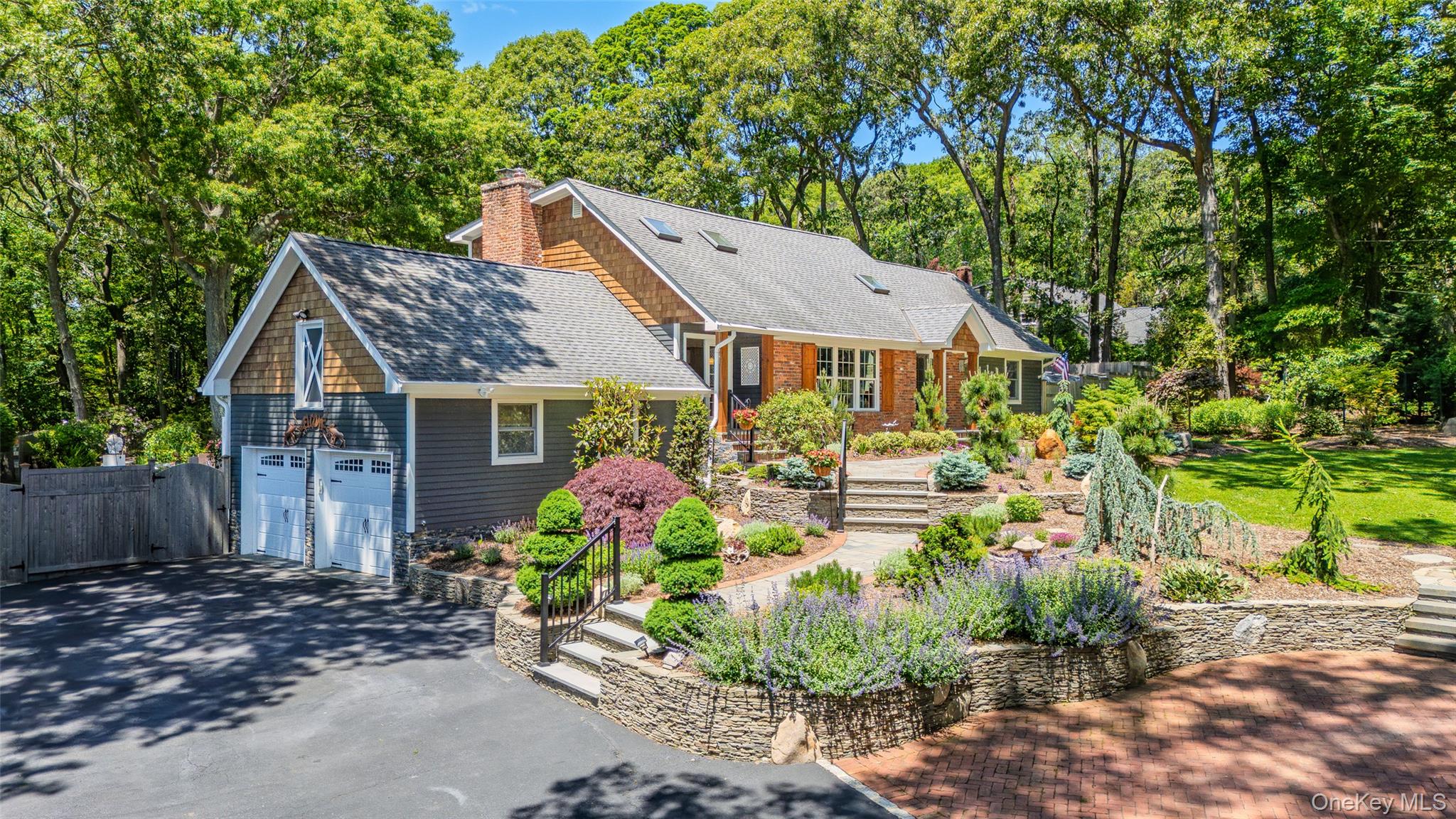 14 Locust Avenue