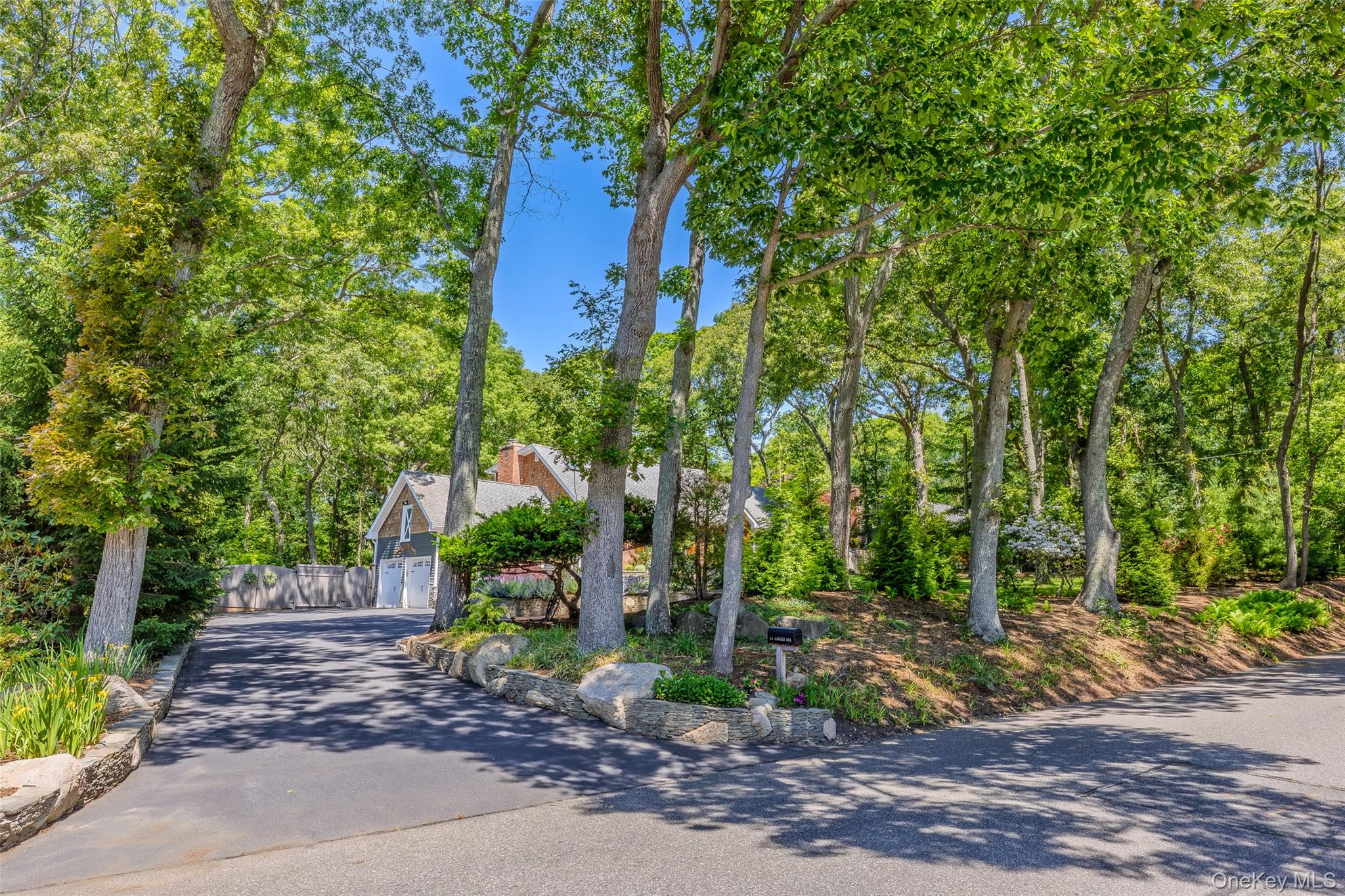 14 Locust Avenue
