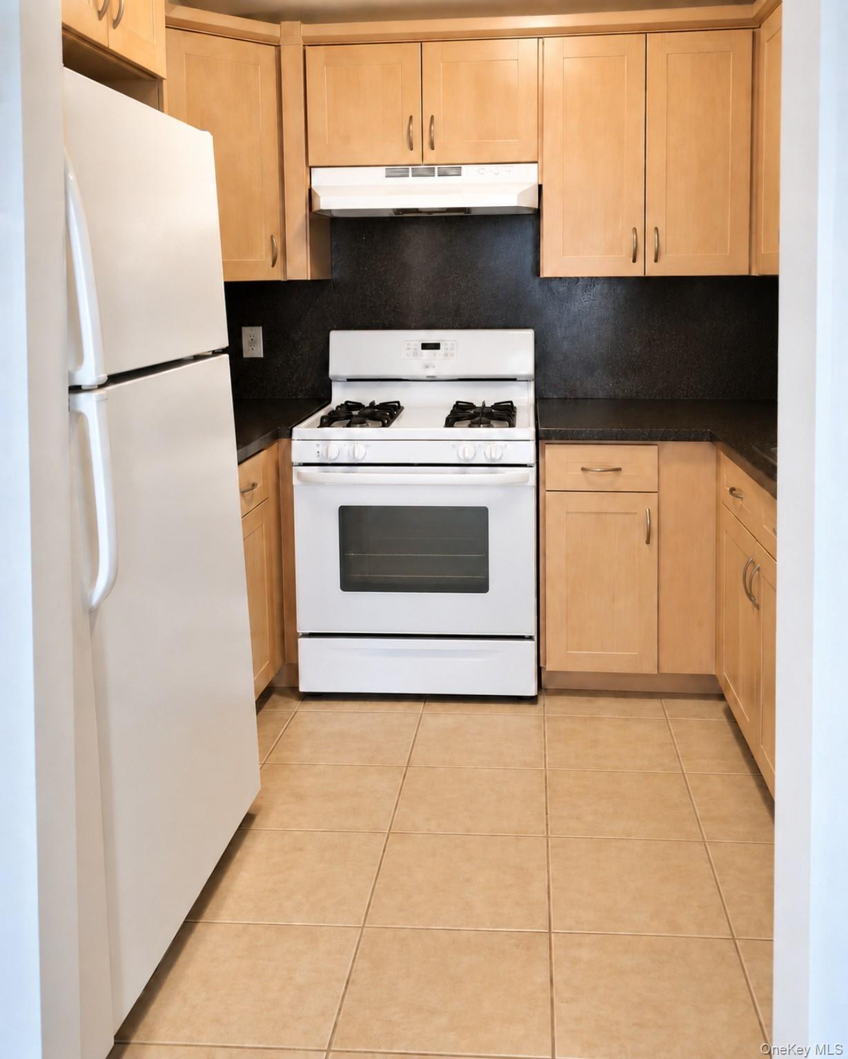 14 Lexington Hill 2