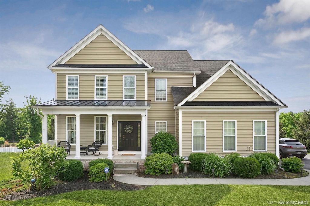 Photo of 25 Roundhill Road, Hopewell Junction, NY 12533 (MLS # 964453)