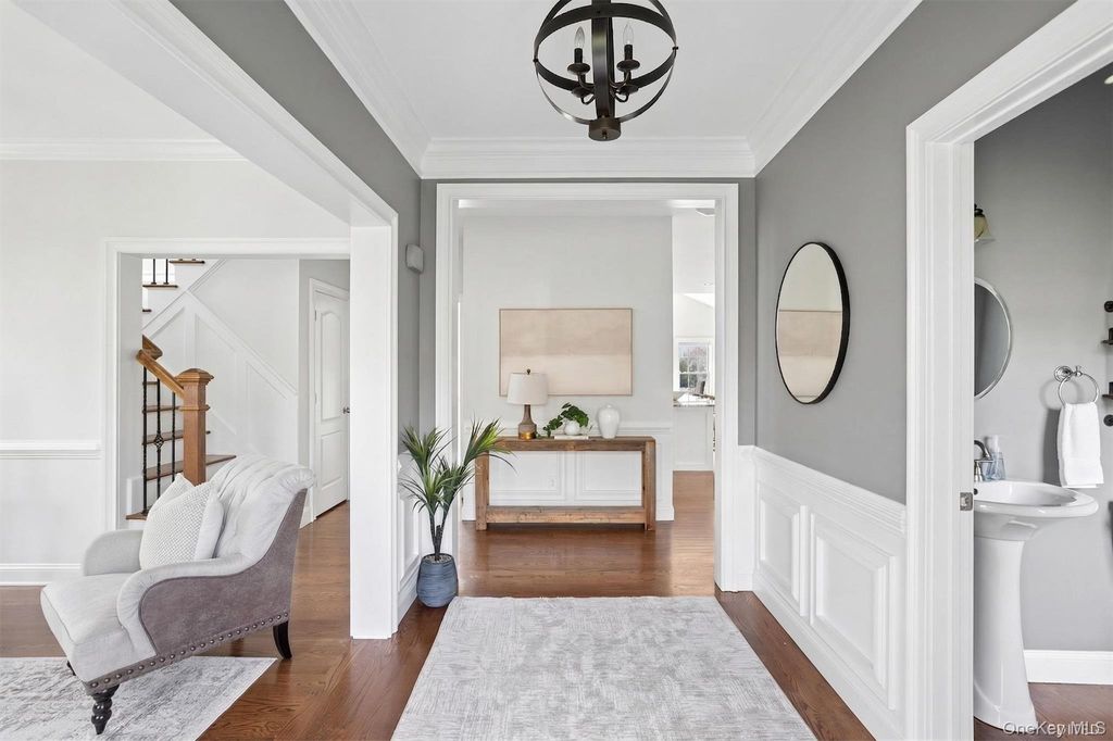 Photo of 25 Roundhill Road, Hopewell Junction, NY 12533 (MLS # 964453)