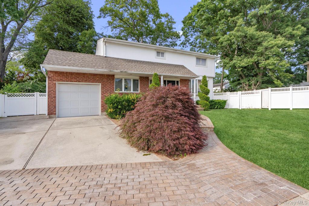 Photo of 45 Mildred Court, Plainview, NY 11803 (MLS # 1012383)