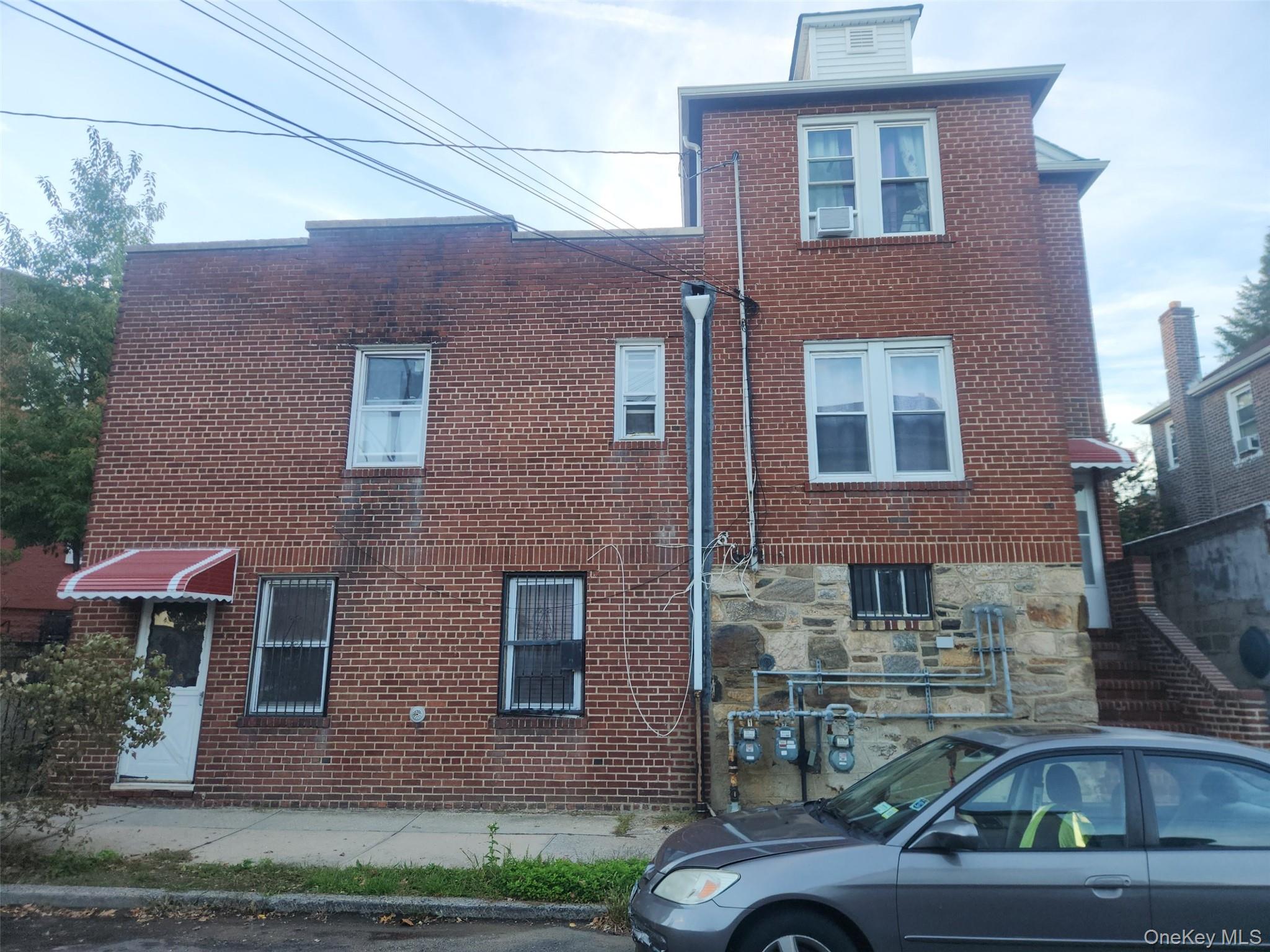 859 Penfield Street - Photo 3