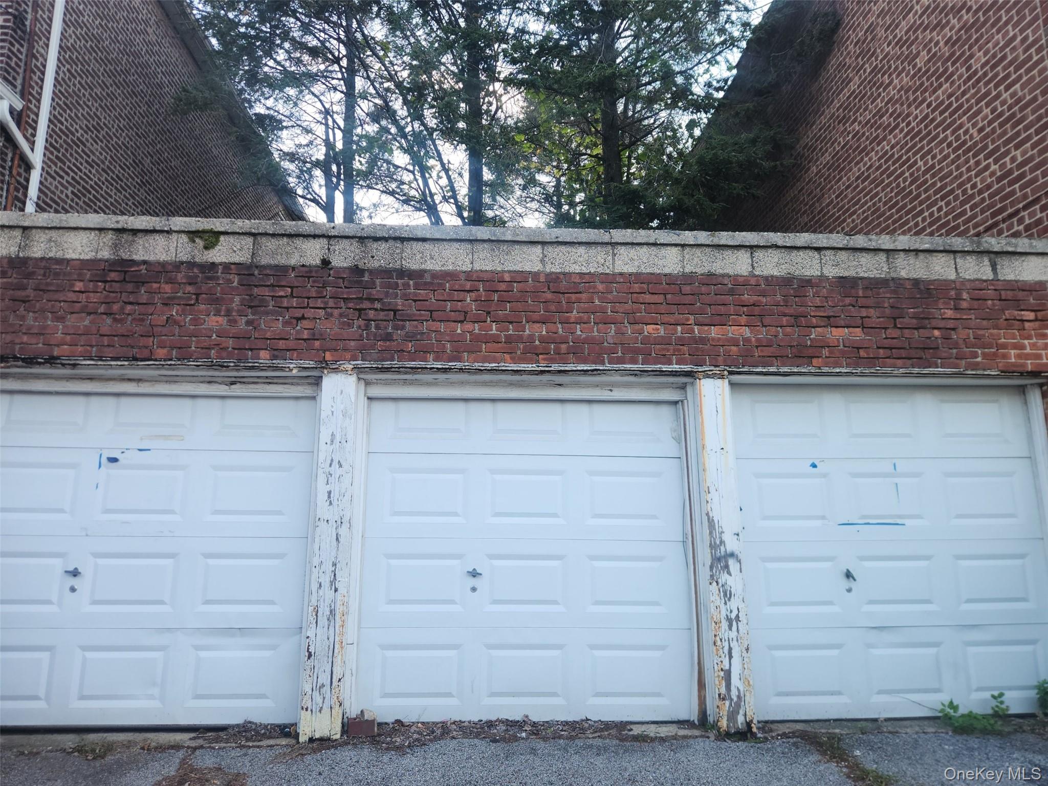 859 Penfield Street - Photo 4