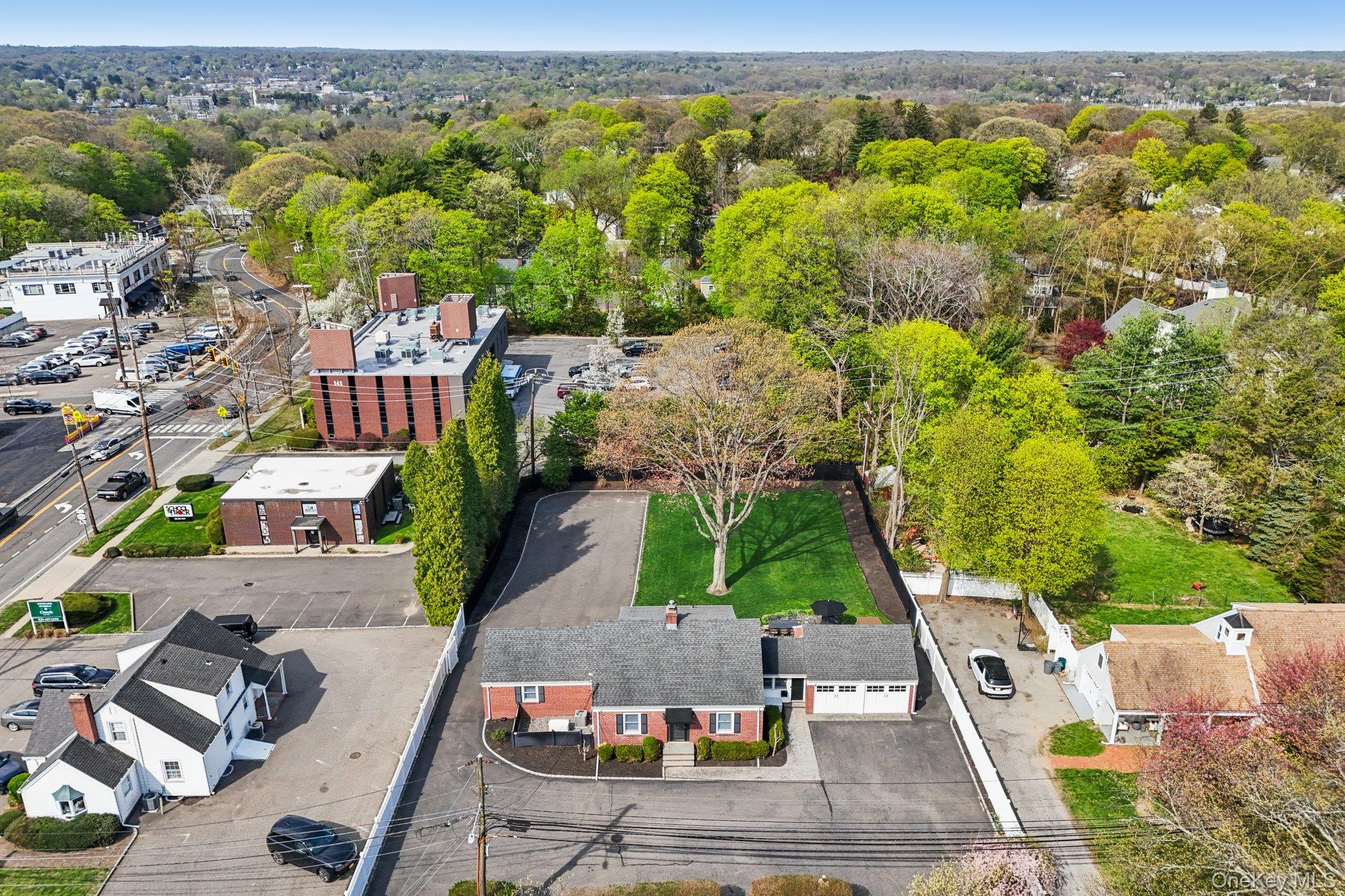 1 Huntington Bay Road
