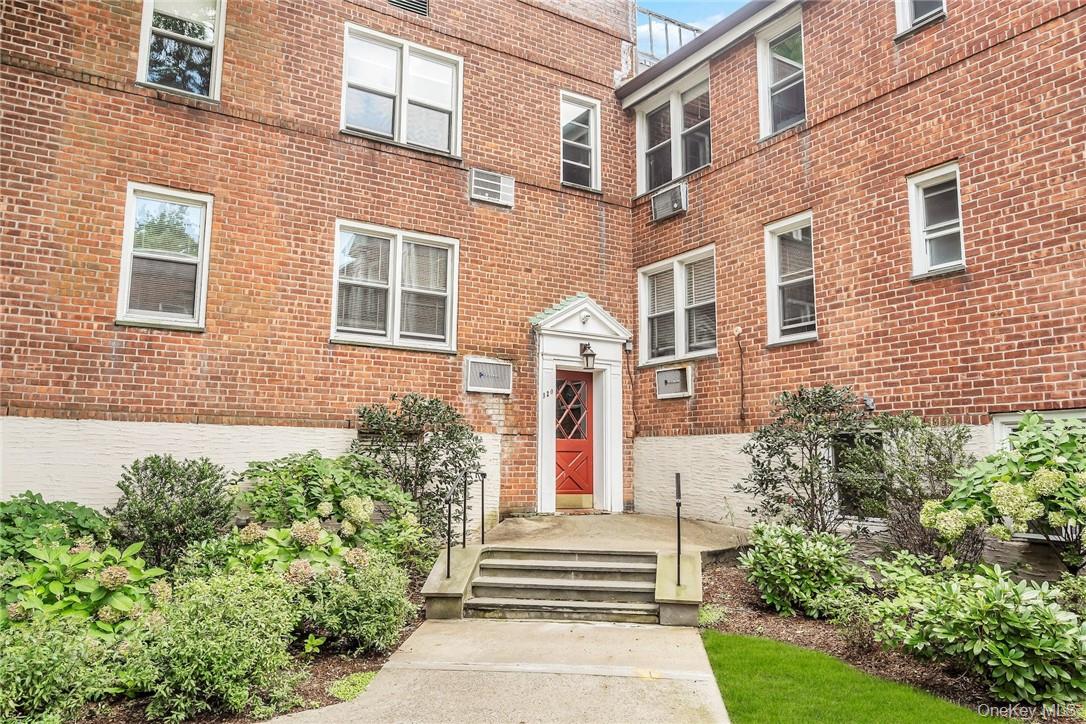 329 Palmer Terrace 1C