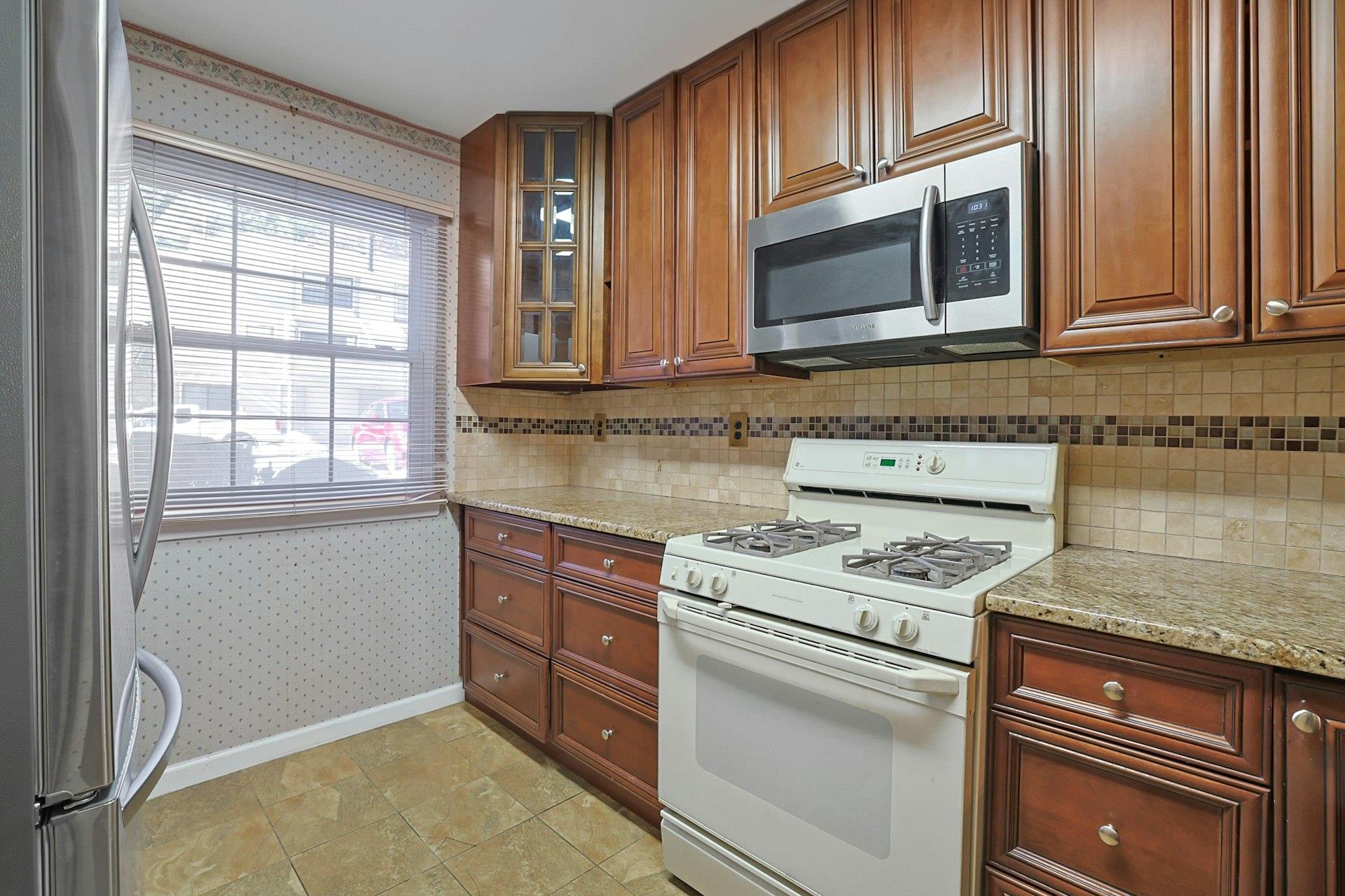 80 Branchwood Lane, Nanuet, New York image 6